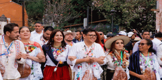 Gaby Molina, de la mano de los artesanos de Uruapan