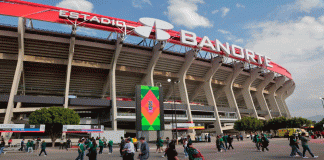Tragedia en el México vs Portugal: aficionado pierde la vida tras caída en el Estadio Banorte