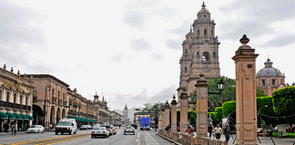 Más de 524 ambulantes se instalarán en el centro de Morelia por domingo de Ramos