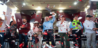 Bedolla cumple y entrega al pueblo de Uruapan el puente vehicular Carlos Manzo