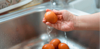 Experta advierte: no laves los huevos antes de guardarlos