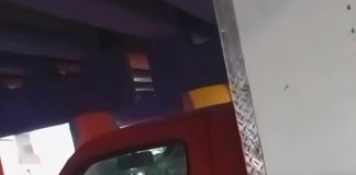 #VIDEO // En Morelia captan a pareja teniendo intimidad en plena vía publica