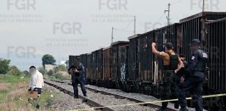 Roban motores y misceláneos de vagones del tren, en La Piedad