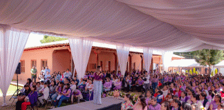 Más de 600 mujeres participan en el encuentro “Mujeres Unidas 8M” con Dayana Pérez en Salvador Escalante