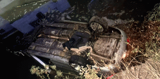 Automovilista cae a canal de aguas negras en el Libramiento Sur de Morelia y resulta ileso