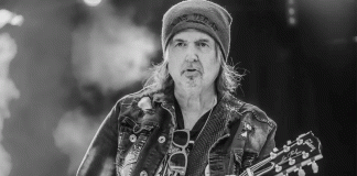 Muere Phil Campbell, histórico guitarrista de Motörhead, a los 64 años