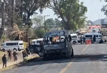Tras quema de combi, transportistas exigen seguridad y bloquean la Tarímbaro-Álvaro Obregón