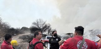 Gobierno de Apatzingán atiende incendio con trabajo coordinado