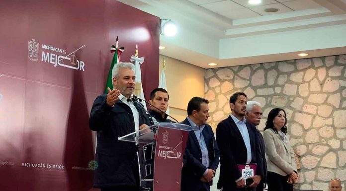 Manifestación para liberación de funcionarios de Chavinda es la base social del narco: Bedolla