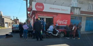 Choque entre auto y moto deja un adolescente herido en la Jardines de Guadalupe, Morelia