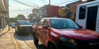 Autoridades recuperan camioneta robada con lujo de violencia en Uruapan