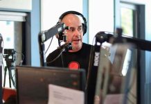 Ante vacaciones escolares, Fito Torres llama a madres y padres a vigilar el consumo digital de niñas, niños y jóvenes