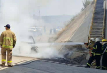 Se incendia vehículo en la Morelia-Salamanca, dentro de la región de Tarímbaro