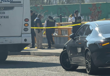 Adulto mayor muere en la ambulancia que los canalizaba a un hospital de Ciudad Salud