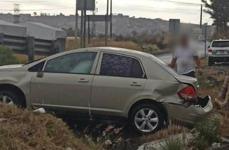 Accidente automovilístico deja una mujer herida en la Morelia-Maravatío