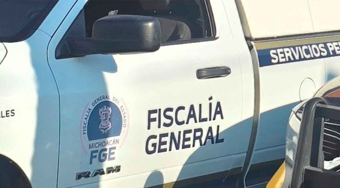 Hallan muerto a hombre afuera de la Clínica IMSS 80, en el Centro Histórico de Morelia