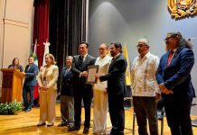 Reconocen trayectoria de “El Tío Pepe” en el 50 aniversario de Radio Nicolaita