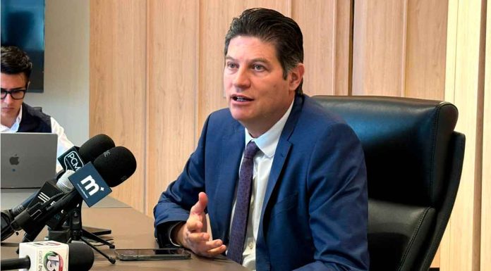 Analizará Ayuntamiento denuncia de Guillermo Valencia sobre funcionaria municipal