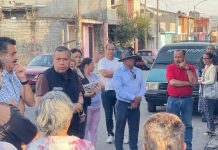 Si pagas, lo justo es tener alumbrado público: JC Barragán