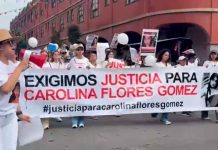 Las calles de Ensenada se llenan de personas exigiendo justicia para Carolina Flores Gómez, ex reina de belleza.