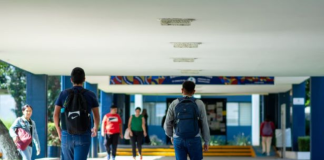 Determina Juez federal la suspensión provisional de la huelga en la UMSNH y la jueza local de lo laboral Emma Casandra León Rivera no acata la instrucción