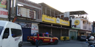 Un muerto y un herido saldo de fatal accidente vehicular en Apatzingán