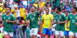 México derrota 3-2 a Brasil en vibrante Partido de Leyendas en el Estadio Banorte
