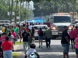 Conductor ebrio atropella a multitud durante festival en Luisiana; hay al menos 13 heridos