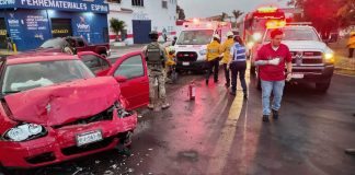 Choque entre dos vehículos deja cuatro heridos en la Morelia-Pátzcuaro