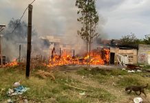 Arden tres domicilios en la colonia Ignacio Lopez Rayón, al poniente de Morelia*