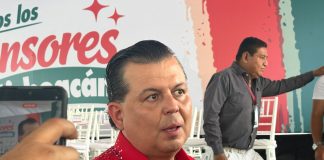 Sea fuerte, rectora: Memo Valencia a Yarabí Ávila