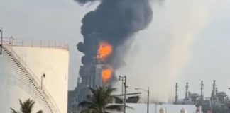 Incendio en refinería Olmeca es sofocado; no hay lesionados