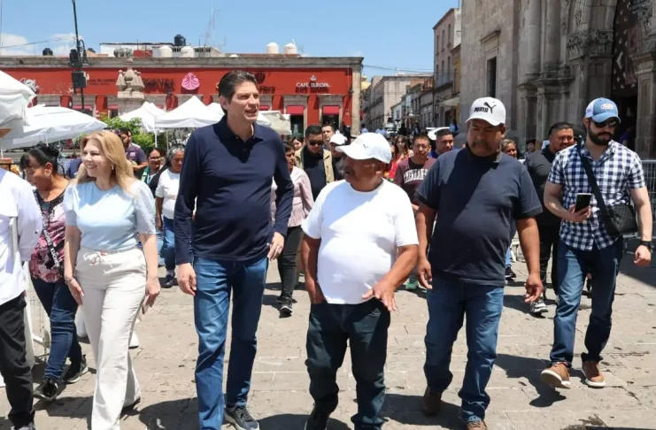 Alfonso Martínez invita a disfrutar del talento artesanal en la 6ª Expo Cruz de Barro