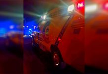 Fatal choque por alcance entre moto y auto deja un fallecido y un herido; en la Siglo XXI