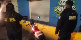 Recupera Policía Morelia motocicleta con reporte de robo en la colonia Centro