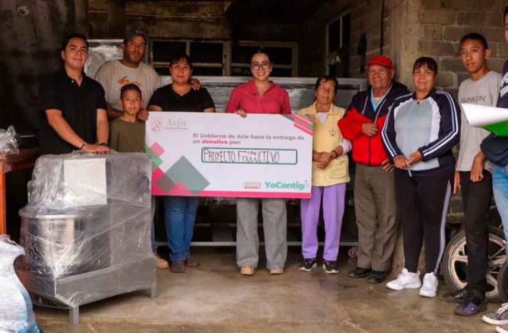 Entregan proyecto de panadería para fortalecer economía familiar en Ario