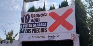 Primera gasolinera en Aguascalientes recibe lona de “No cargues aquí” de Profeco