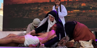 El Viacrucis en Morelia se vivió en devoción, el Arzobispo Jose Armando Álvarez Cano, pidió hacer reflexión en este día santo