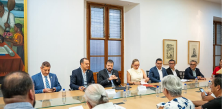 Gobierno de Michoacán instala mesa de diálogo para destrabar huelga en la UMSNH: Raúl Zepeda