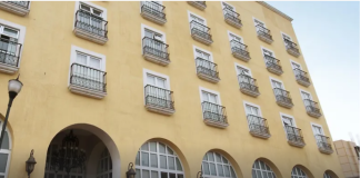 Encuentran cuerpo de extrajera en hotel de Toluca