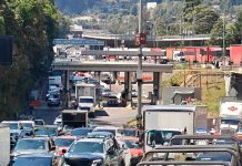 Continúan bloqueos de transportistas en México este 7 de abril; estas son las carreteras afectadas