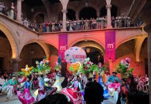 La Guelaguetza llegó a Morelia con una función llena de color, música y baile