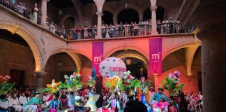 La Guelaguetza llegó a Morelia con una función llena de color, música y baile