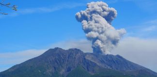 #Video || Erupción del volcán Sakurajima genera alerta en Japón