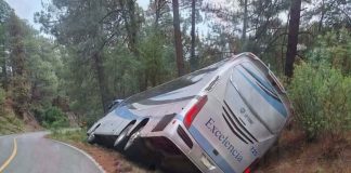 Vuelca autobús de pasajeros en la carretera Zinapécuaro – Ciudad Hidalgo