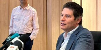 En desacuerdo Alfonso Martínez con reforma al electoral en el estado