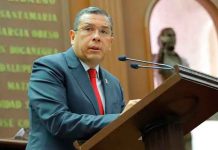 Diputado exige investigación por ingreso de personas armadas al Congreso de Michoacán