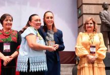 Maestros rechazan aumento salarial de Claudia Sheinbaum y preparan marcha masiva