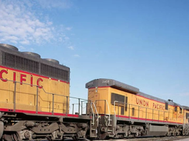 Seis personas sin vida son halladas en vagón ferroviario en Texas