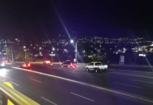 Camioneta se accidenta en camellón divisorio del Libramiento Norte de Morelia